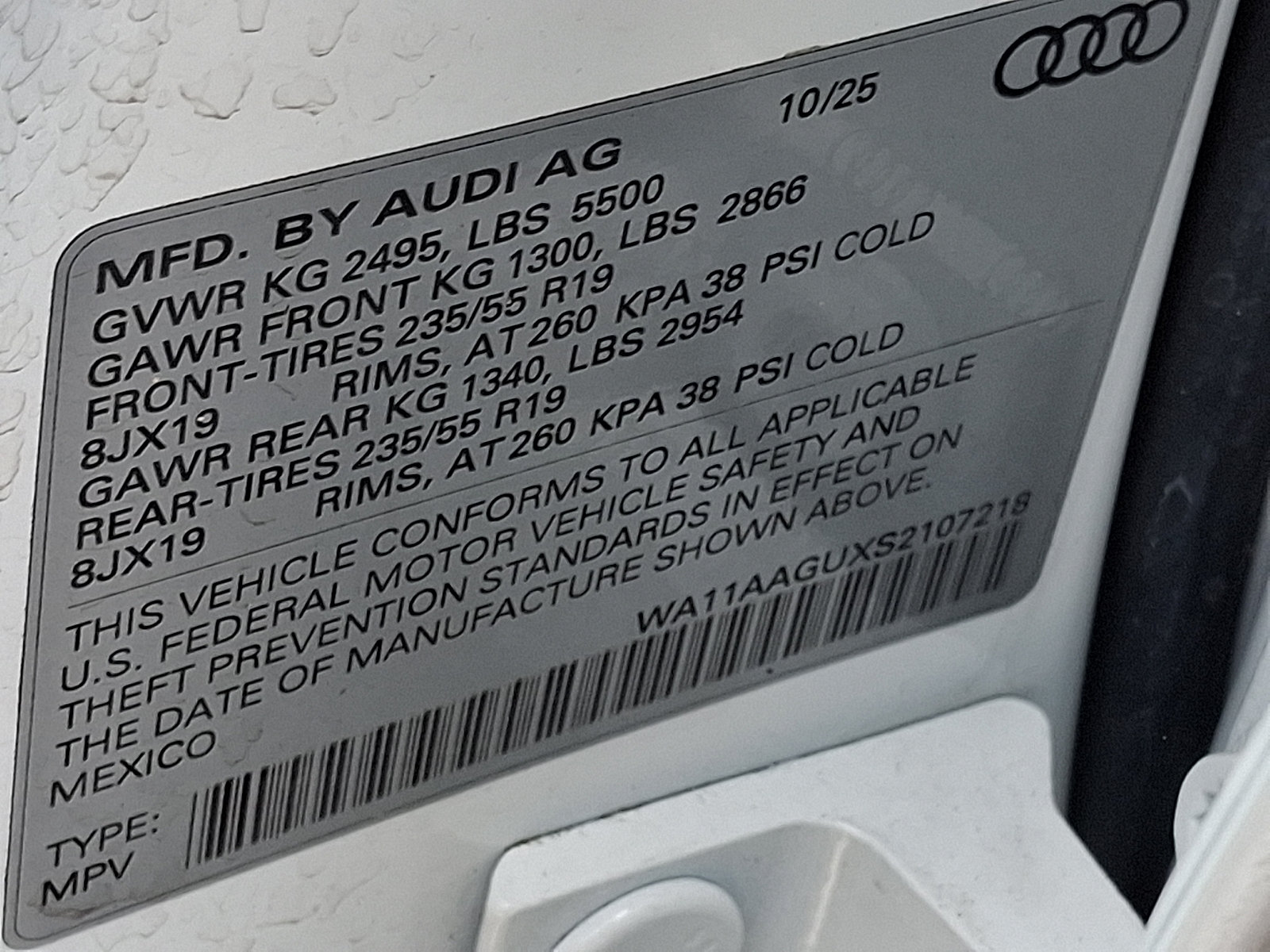 Used 2025 Audi Q5 Premium w/ Convenience Package AWD/4WD image 27