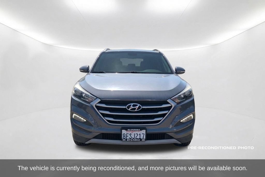 Used 2018 Hyundai Tucson Value FWD image 2