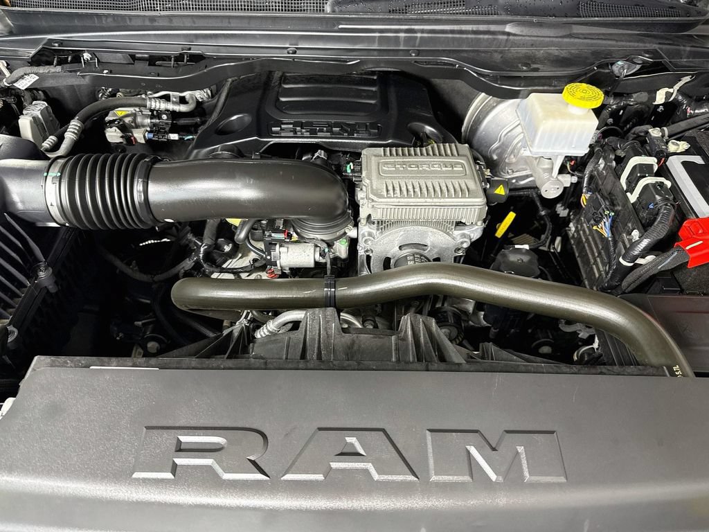 Used 2024 RAM 1500 Laramie AWD/4WD image 37