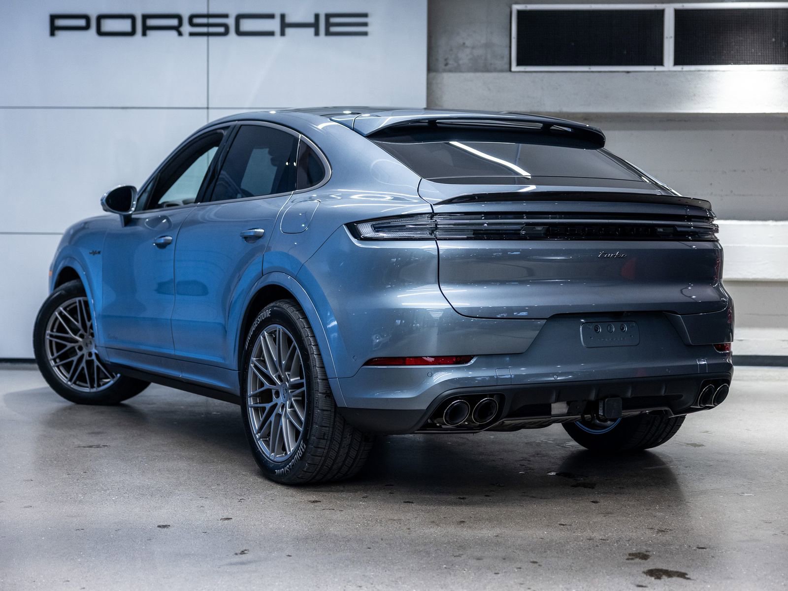New 2026 Porsche Cayenne Turbo image 3