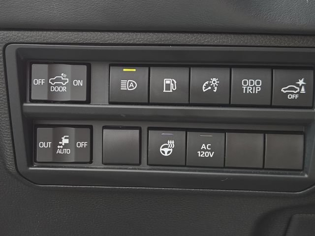 Used 2022 Toyota Tundra Platinum w/ Advanced Package AWD/4WD image 25