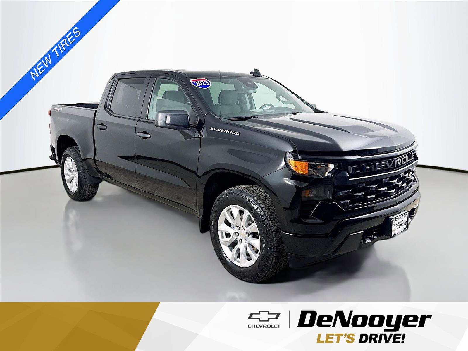 Used 2023 Chevrolet Silverado 1500 Custom