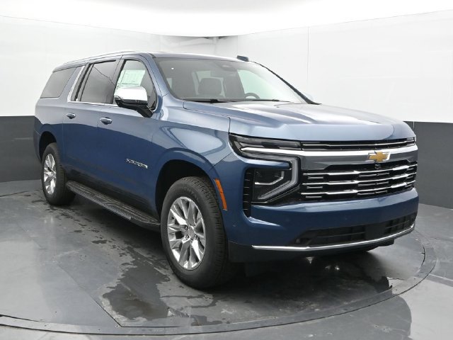 New 2026 Chevrolet Suburban Premier w/ Sun And Tow Package AWD/4WD image 5
