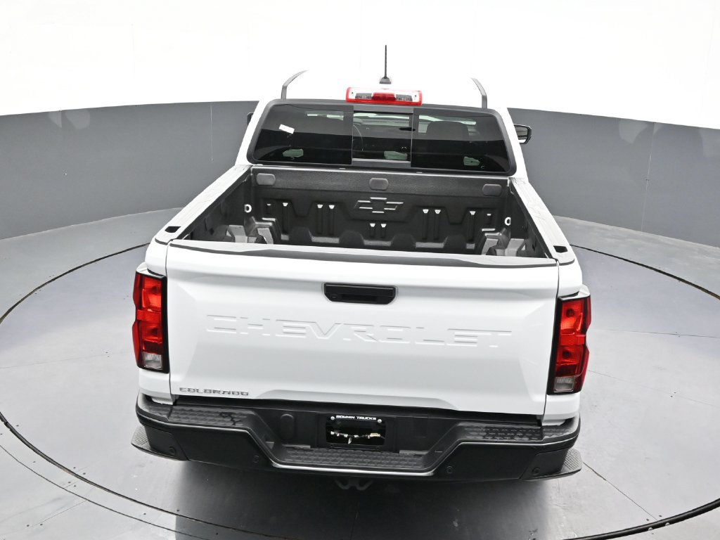 Used 2026 Chevrolet Colorado W/T w/ WT Custom Package RWD image 15
