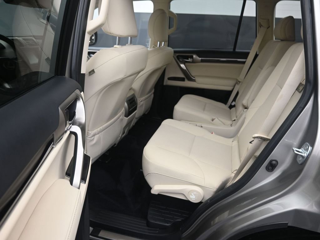 Used 2021 Lexus GX 460 Premium image 12