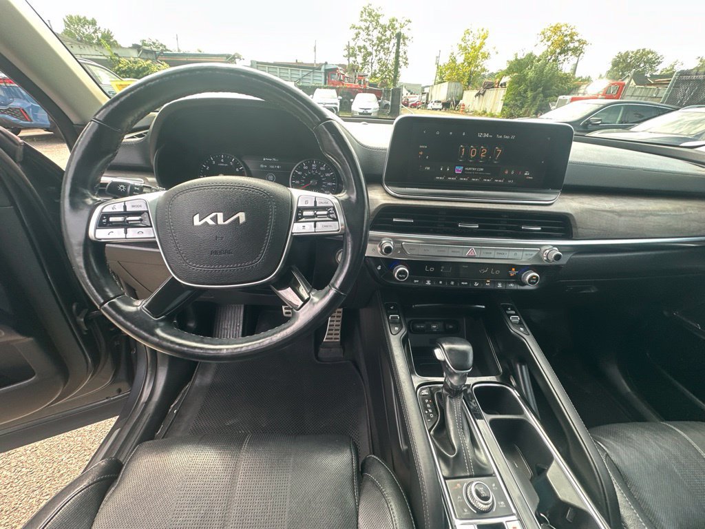 Used 2022 Kia Telluride SX w/ Nightfall Edition Package AWD/4WD image 26
