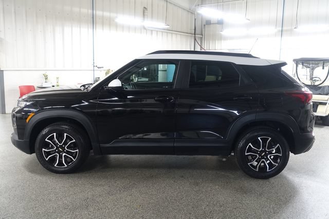 Used 2022 Chevrolet TrailBlazer ACTIV w/ Technology Package AWD/4WD image 4