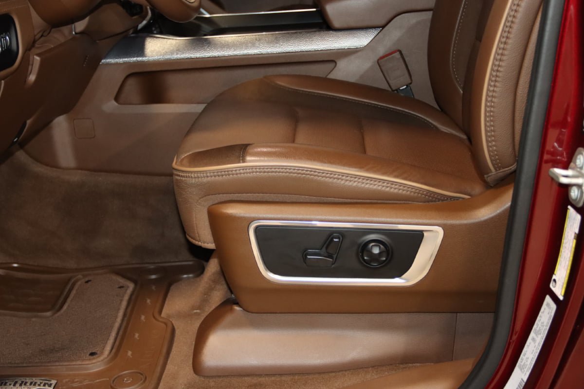 Used 2024 RAM 1500 Limited AWD/4WD image 46
