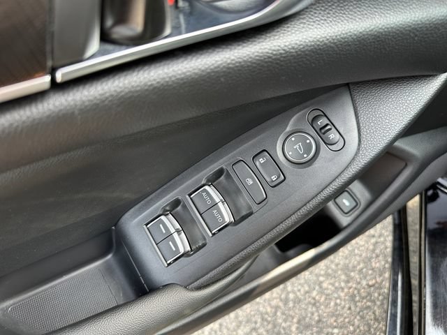 Used 2022 Honda Accord Sport image 19