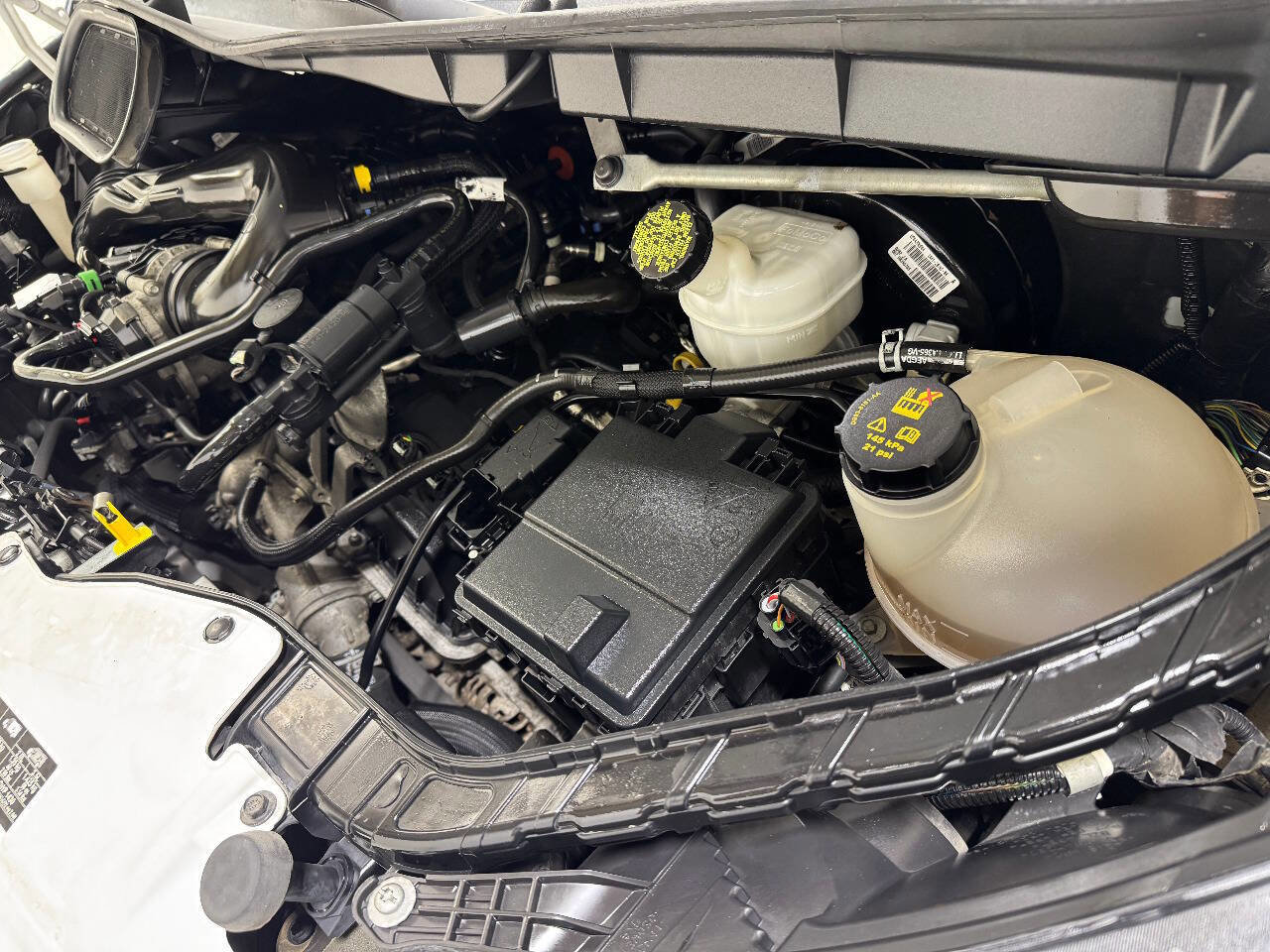 Used 2020 Ford Transit 250 250 3dr SWB Medium Roof Cargo image 83