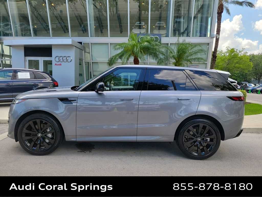 Used 2025 Land Rover Range Rover Sport Dynamic SE AWD/4WD image 11