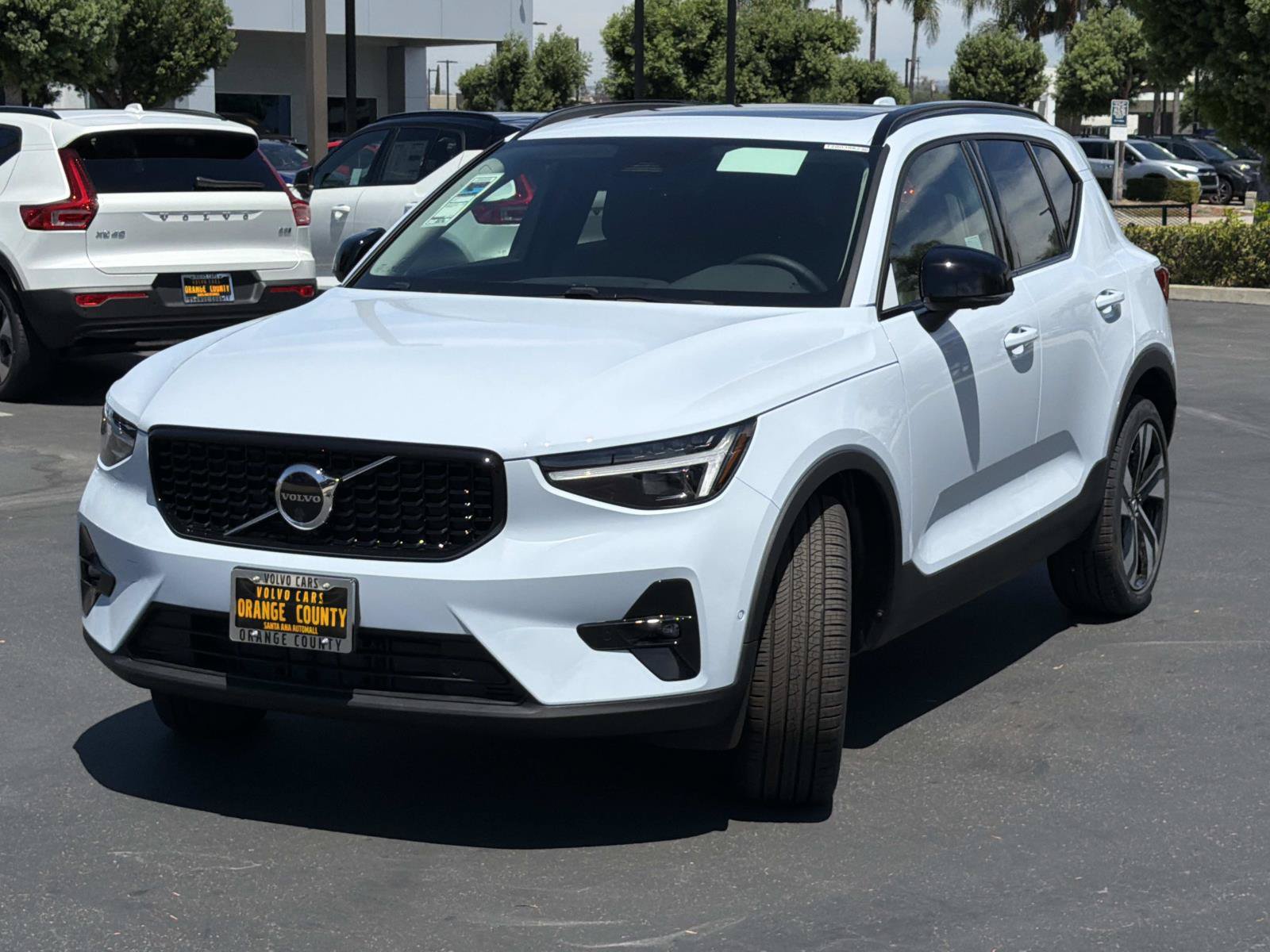 New 2026 Volvo XC40 B5 Ultra AWD/4WD image 3
