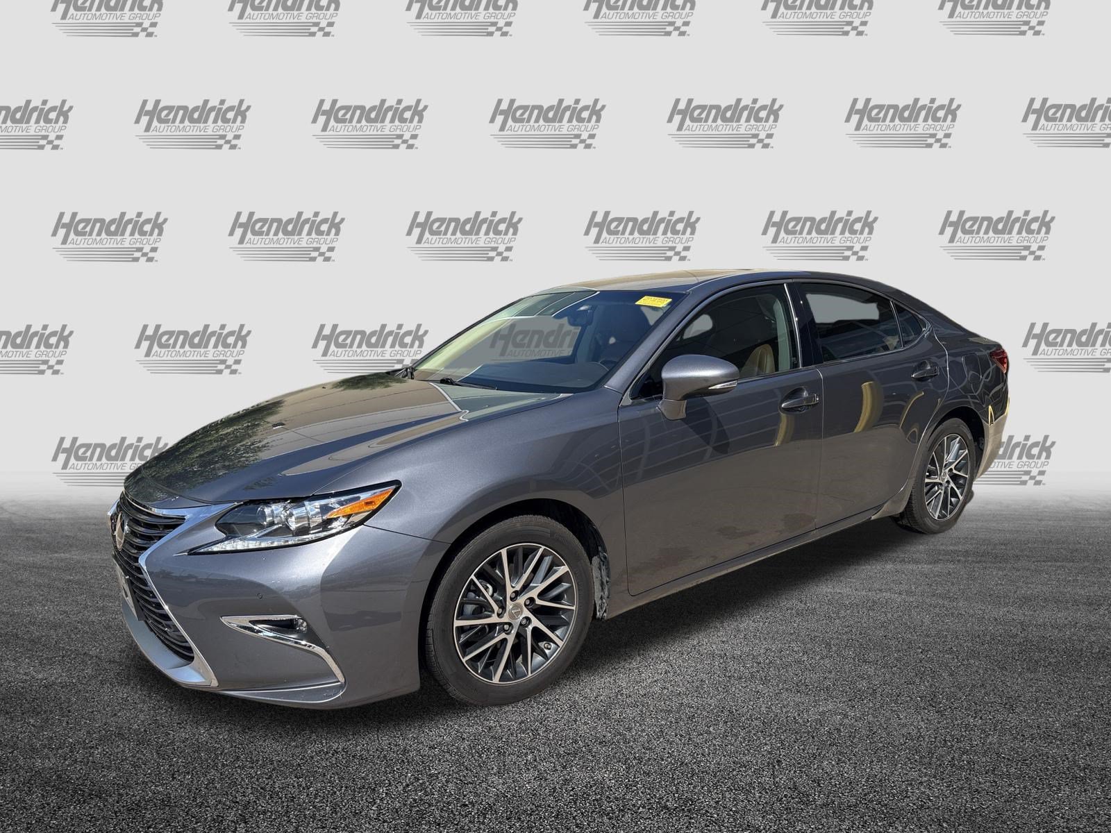 Used 2016 Lexus ES 350 w/ Luxury Package w/Wood Trim FWD image 5