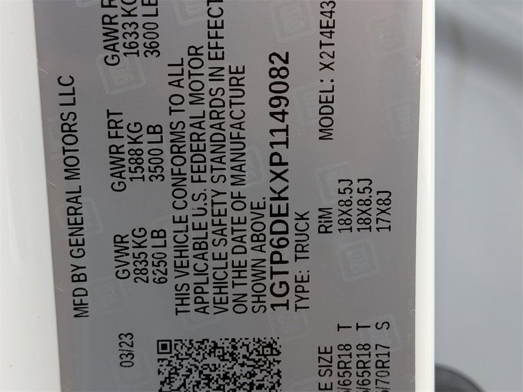 Used 2023 GMC Canyon AT4 w/ AT4 Premium Package image 29