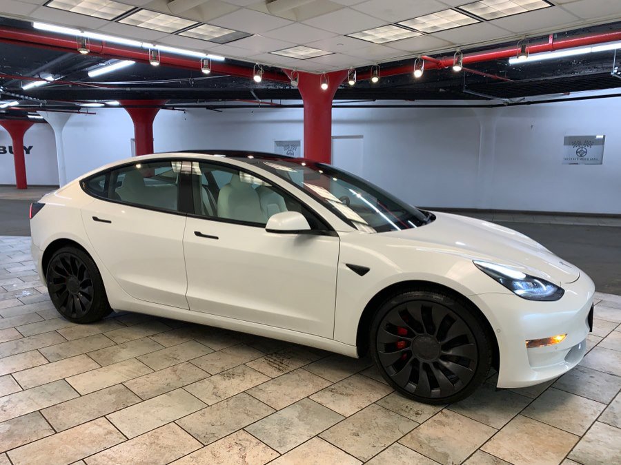 Used 2022 Tesla Model 3 Performance image 8
