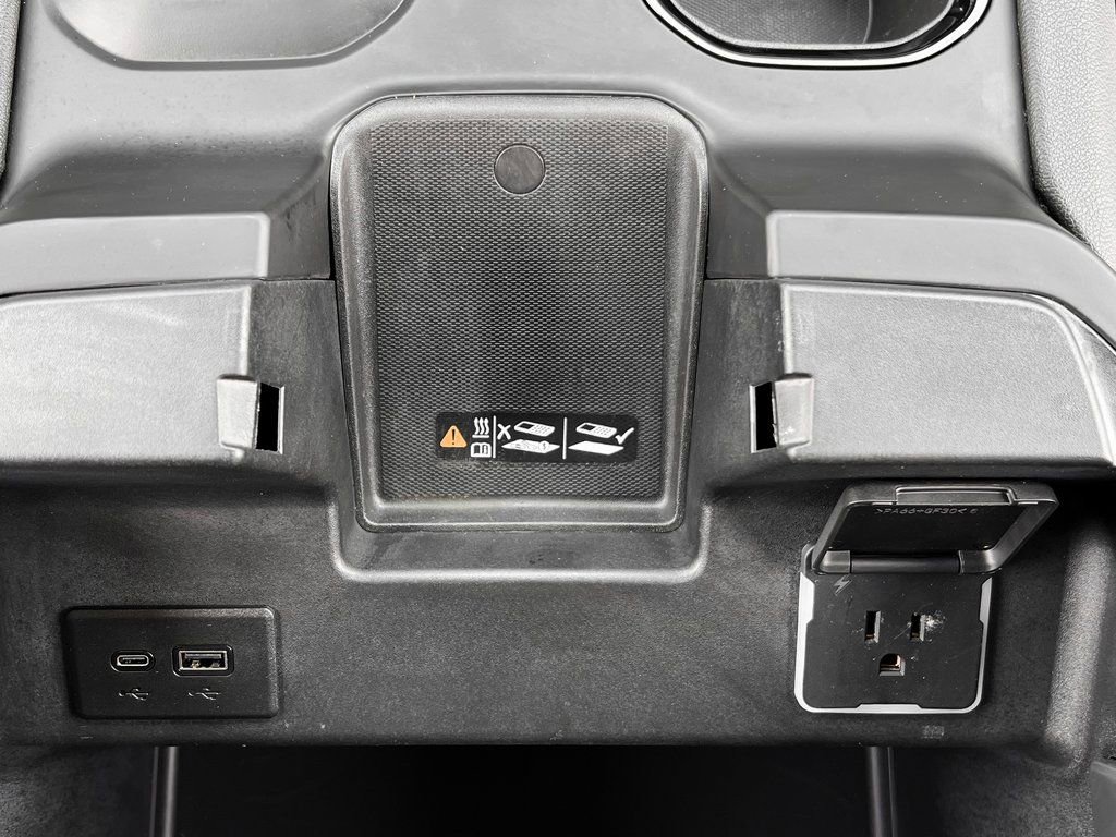 Used 2024 GMC Sierra 1500 AT4 image 24