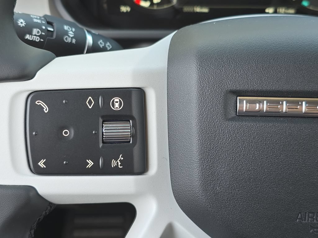New 2026 Land Rover Defender 110 S AWD/4WD image 18