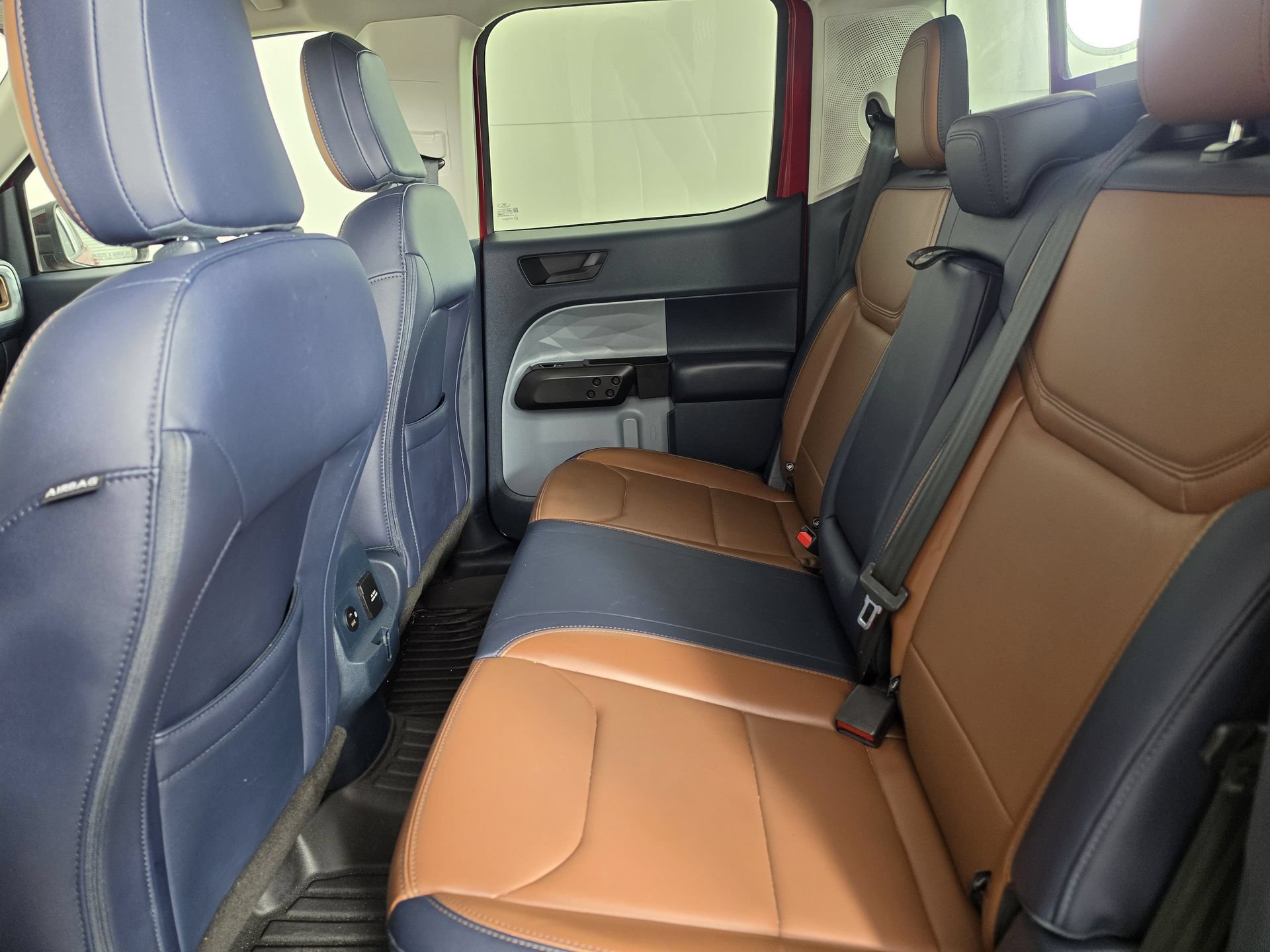 Used 2022 Ford Maverick Lariat w/ Lariat Luxury Package FWD image 13