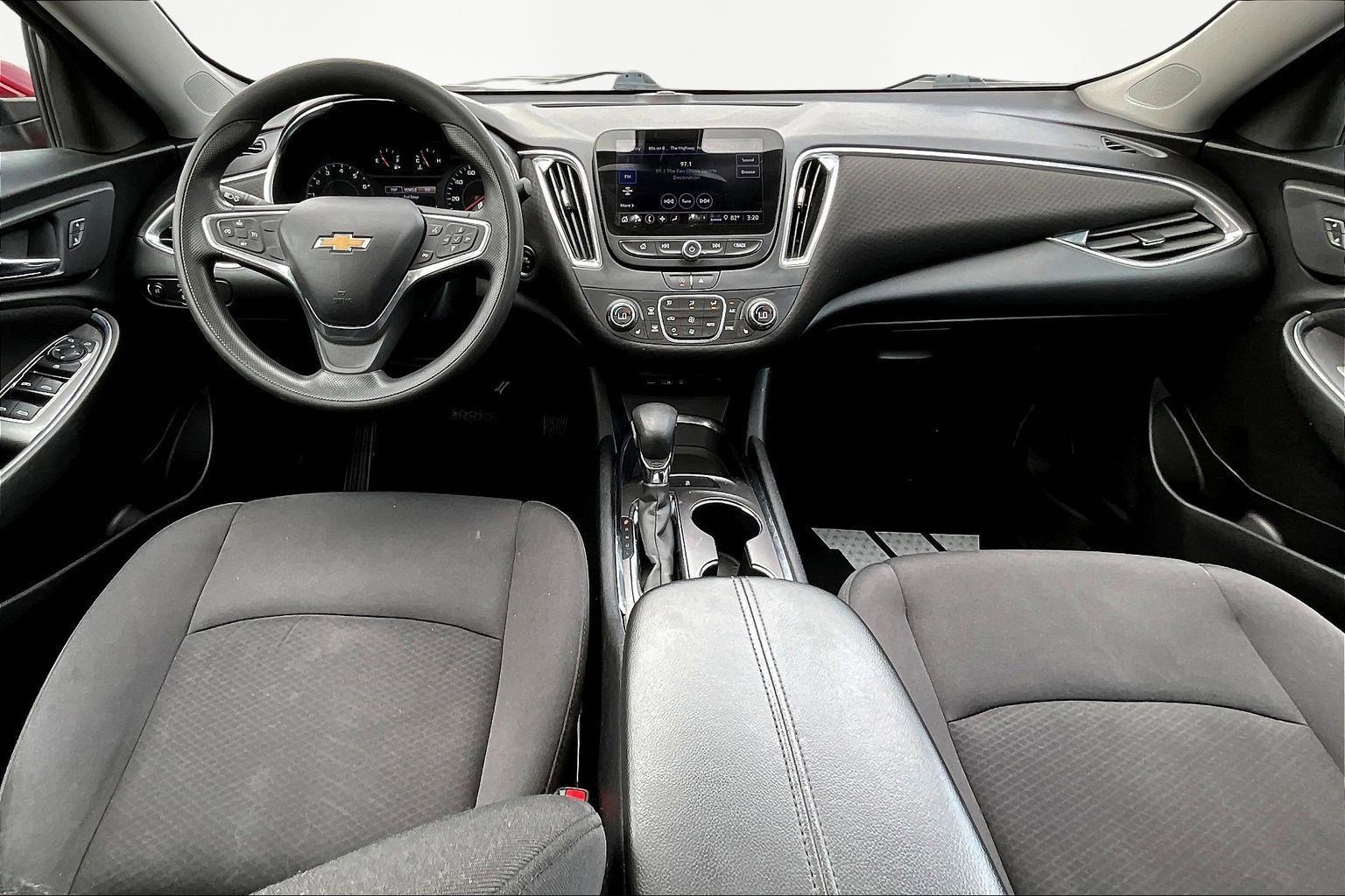 Used 2021 Chevrolet Malibu LT image 6