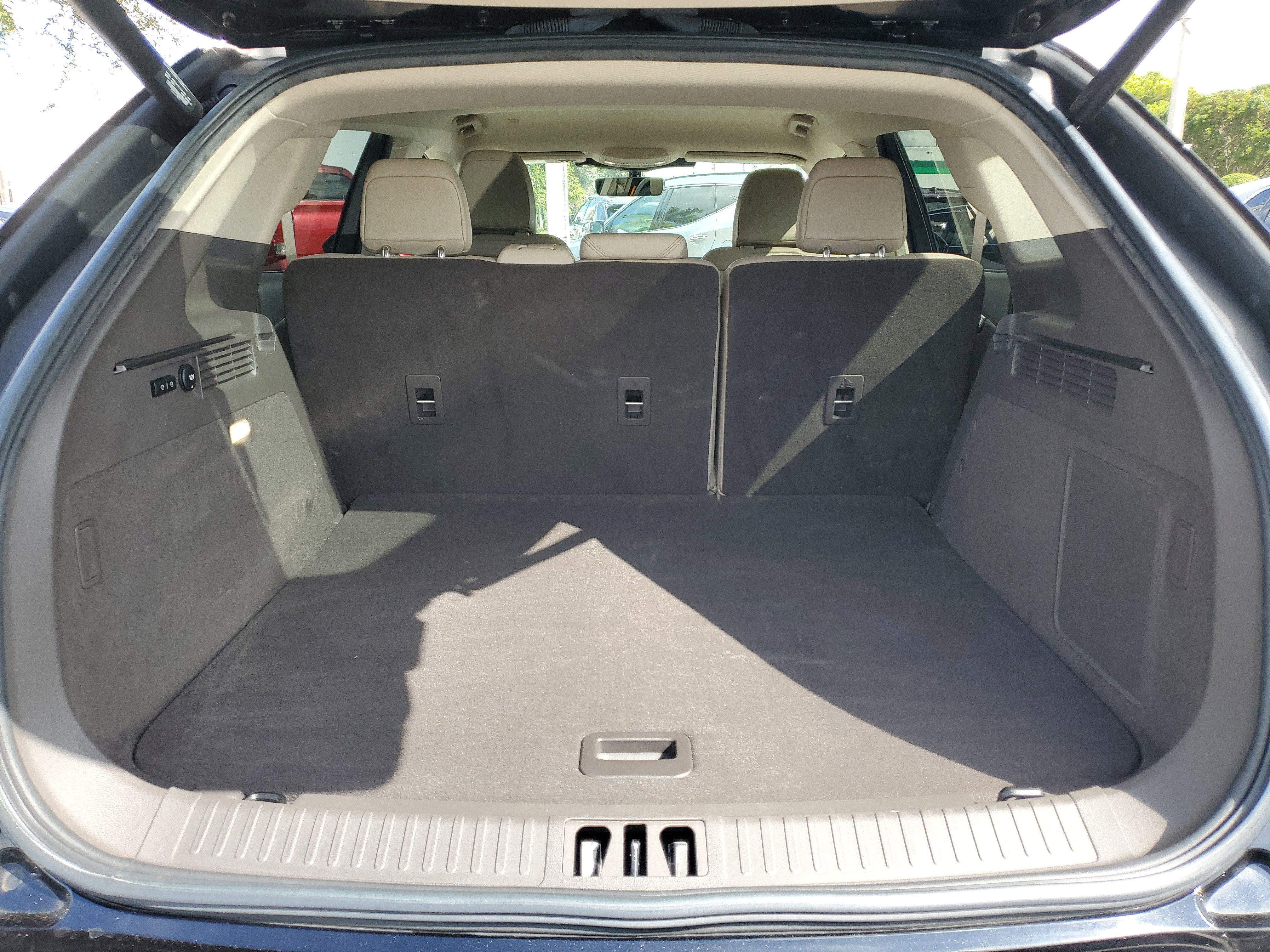 Certified 2022 Lincoln Nautilus FWD w/ Premium Package image 8