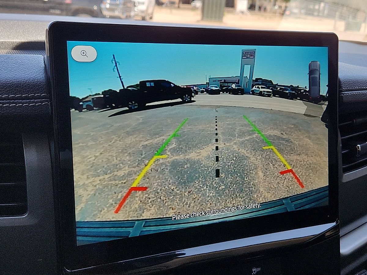 Used 2022 Ford Expedition XLT RWD image 8