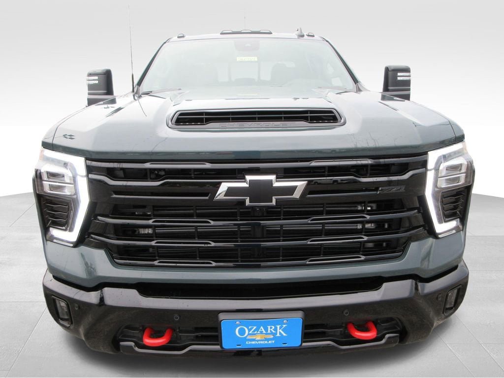 New 2026 Chevrolet Silverado 3500 LT w/ Trail Boss Package AWD/4WD image 9