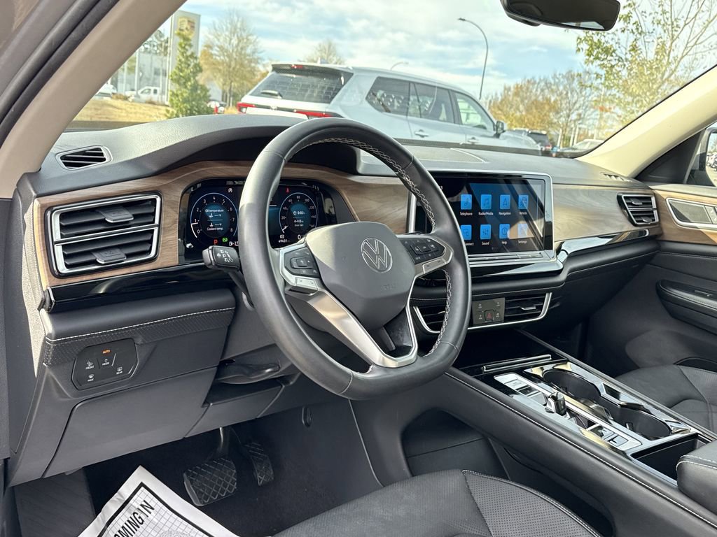 Used 2024 Volkswagen Atlas SE image 15