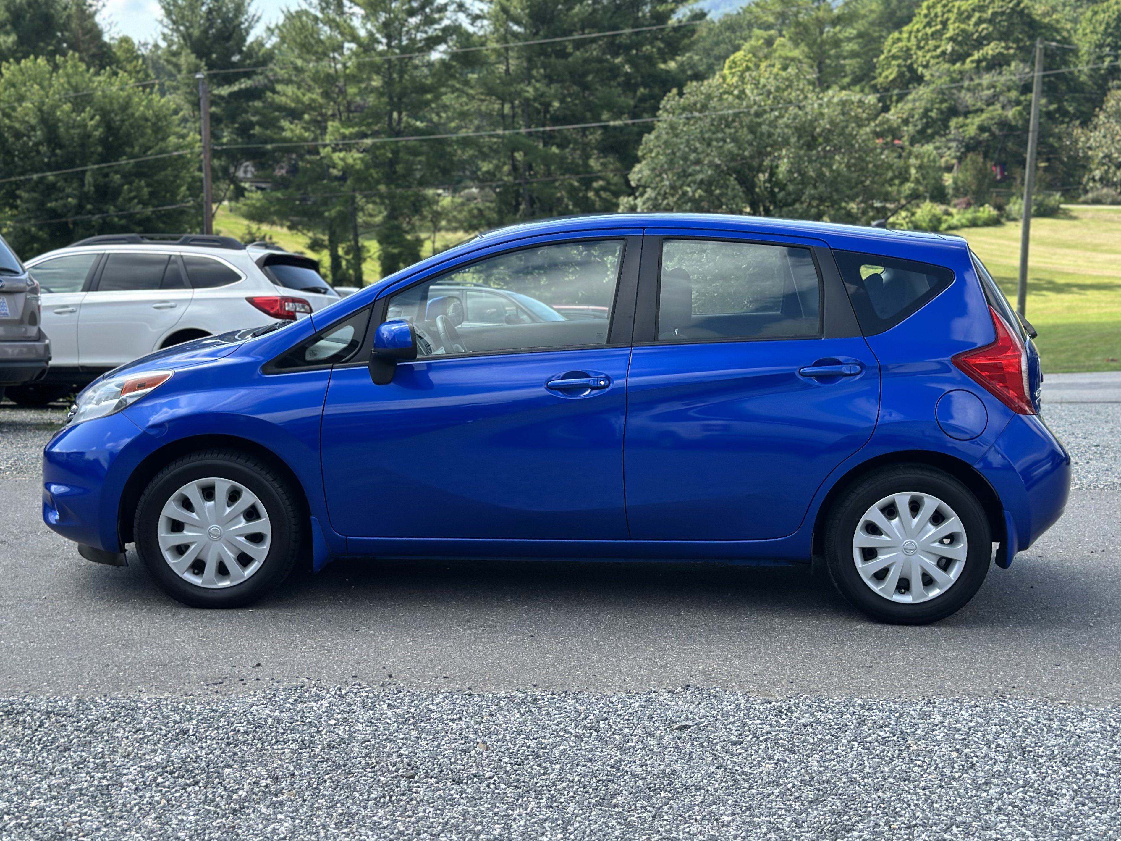 Used 2014 Nissan Versa Note SV FWD image 6