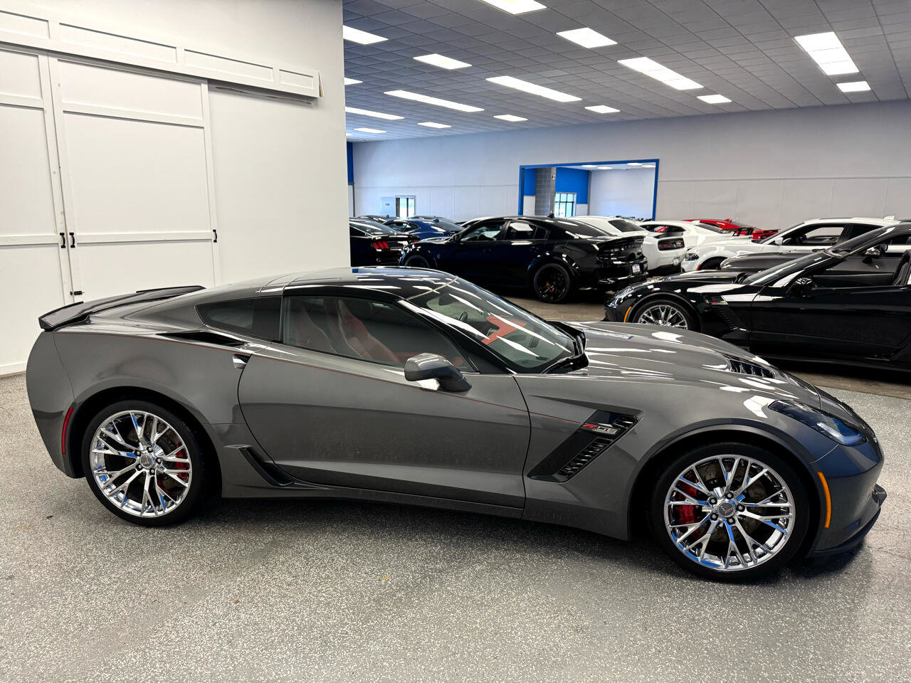 Used 2015 Chevrolet Corvette Z06 w/ 2LZ Preferred Equipment Group image 7