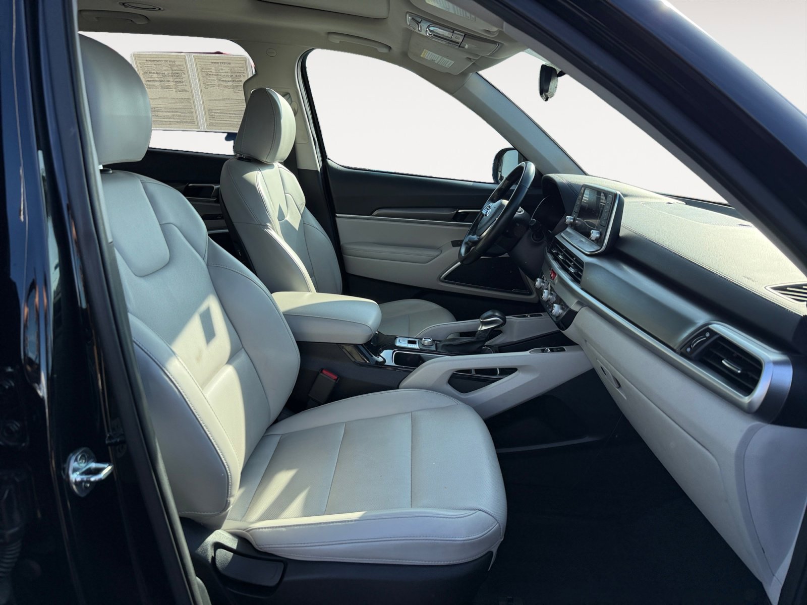 Used 2021 Kia Telluride S AWD/4WD image 19