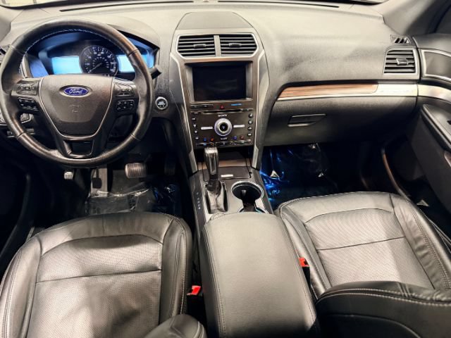 Used 2017 Ford Explorer Limited AWD/4WD image 19