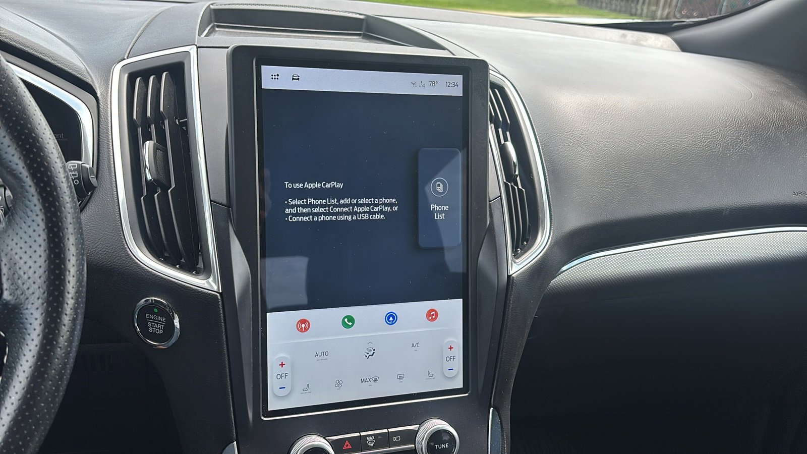 Used 2021 Ford Edge ST image 17