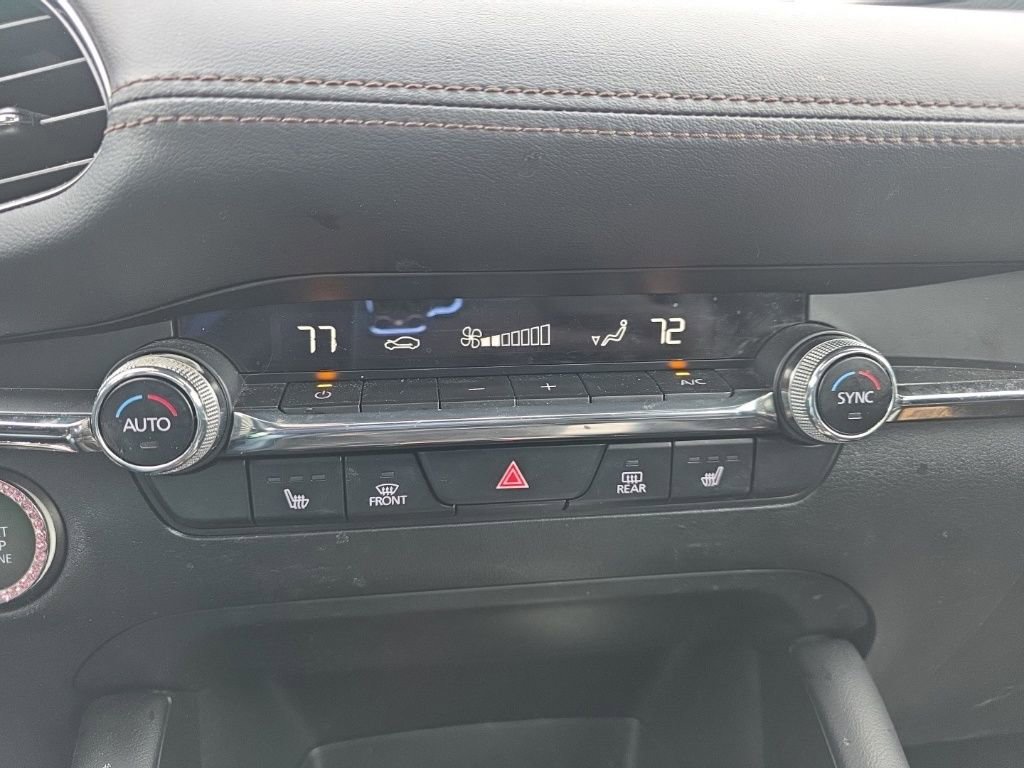 Used 2022 MAZDA MAZDA3 s image 16
