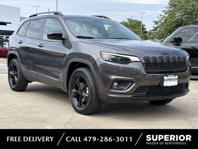 Used 2023 Jeep Cherokee Altitude Lux