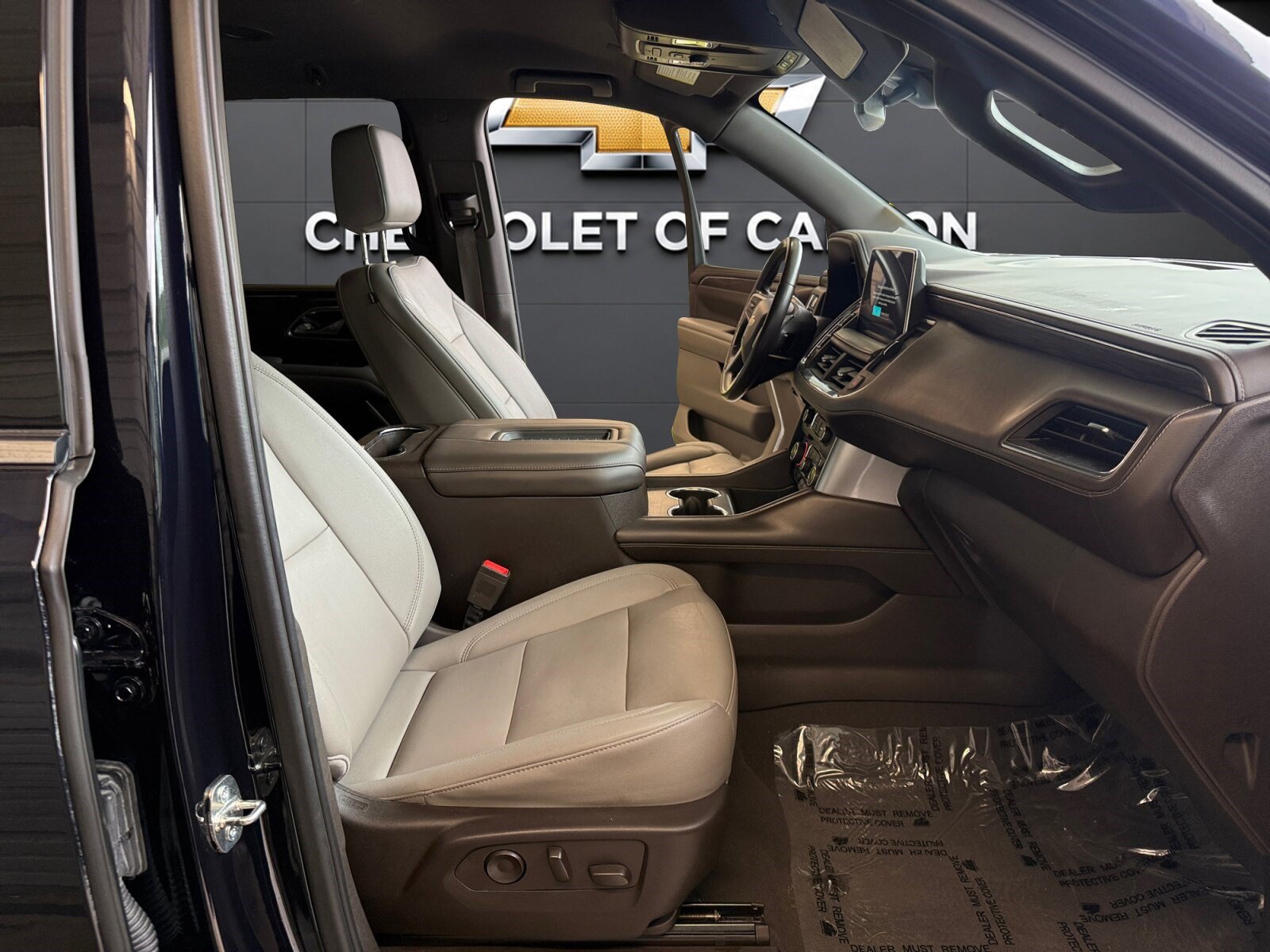 Used 2023 Chevrolet Tahoe LT AWD/4WD image 13
