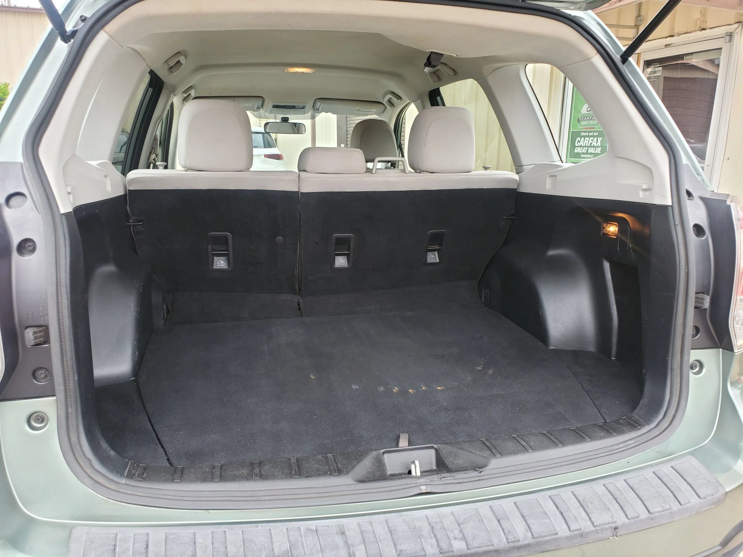 Used 2018 Subaru Forester 2.5i AWD/4WD image 49