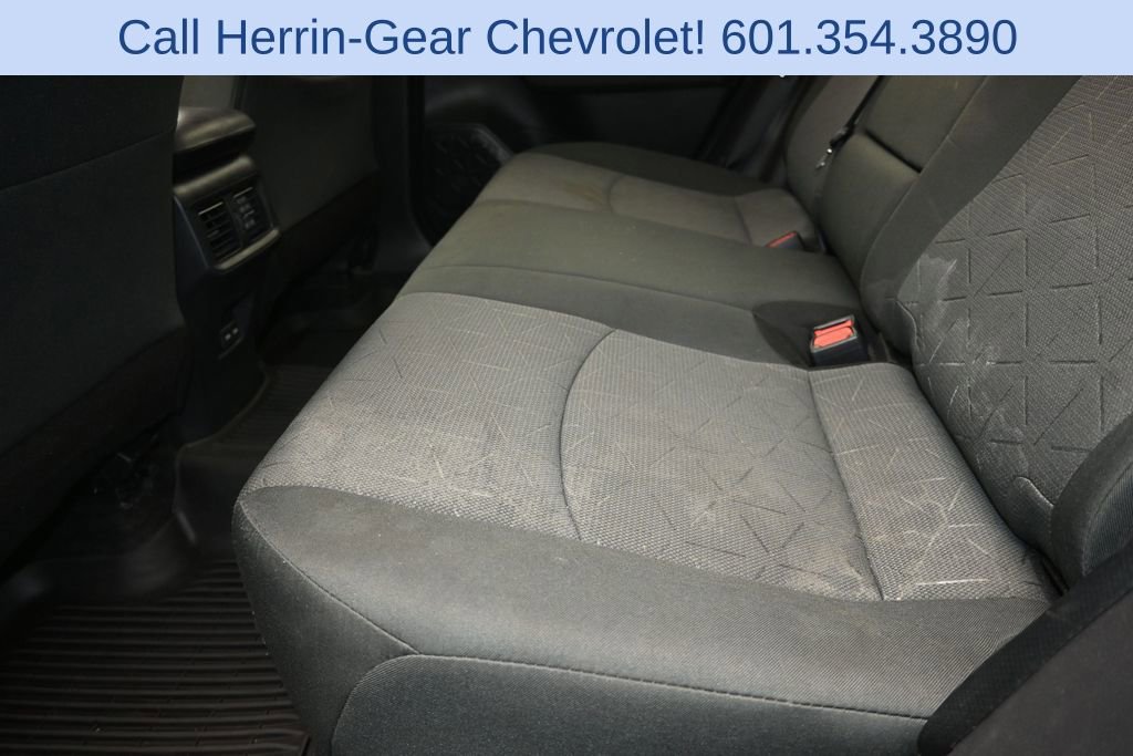 Used 2022 Toyota RAV4 XLE w/ Convenience Package FWD image 16