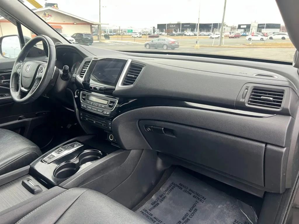 Used 2017 Honda Pilot Elite image 15
