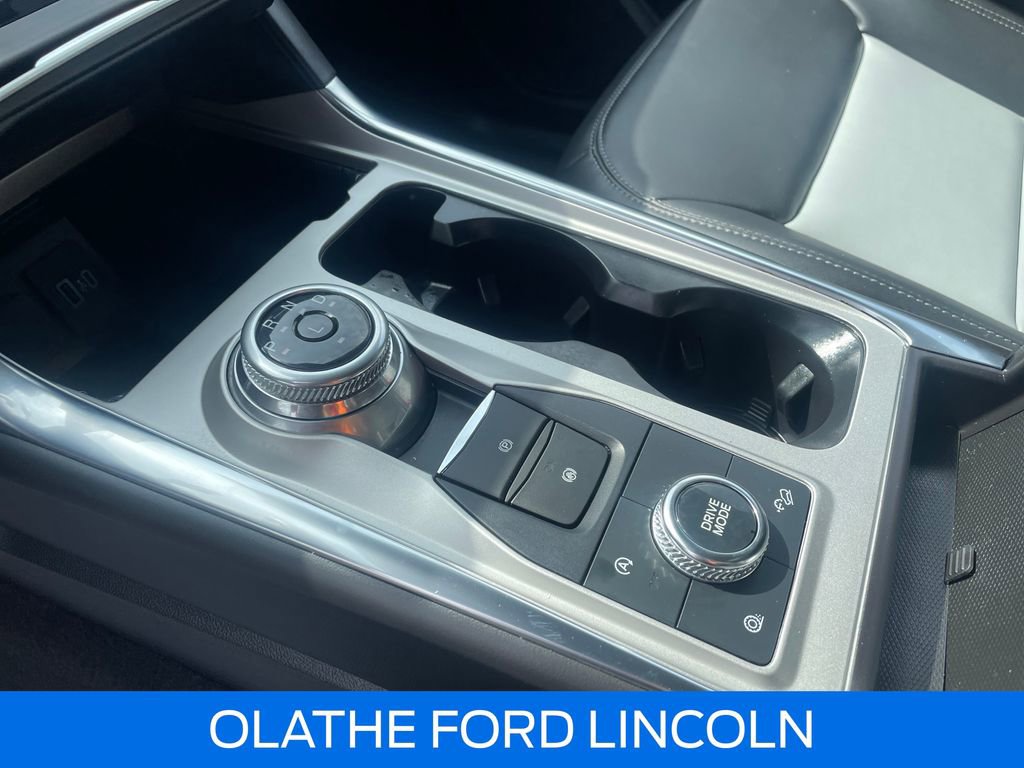 Used 2023 Ford Explorer XLT w/ Equipment Group 202A image 22