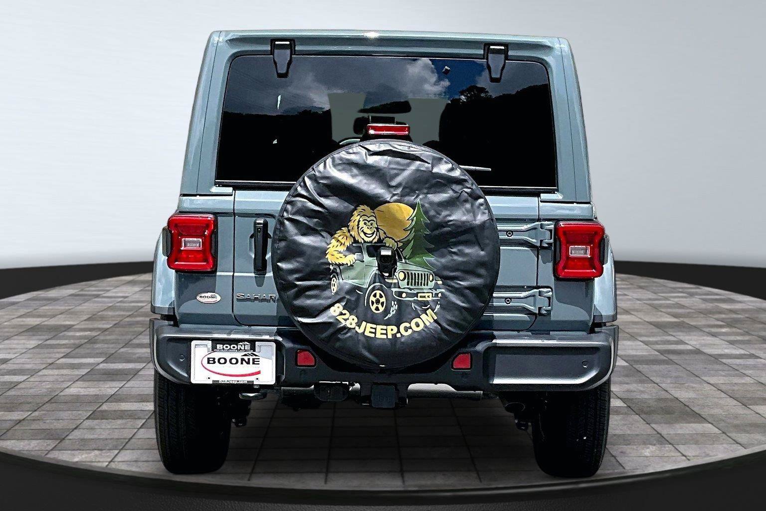 New 2026 Jeep Wrangler Unlimited Sahara AWD/4WD image 5