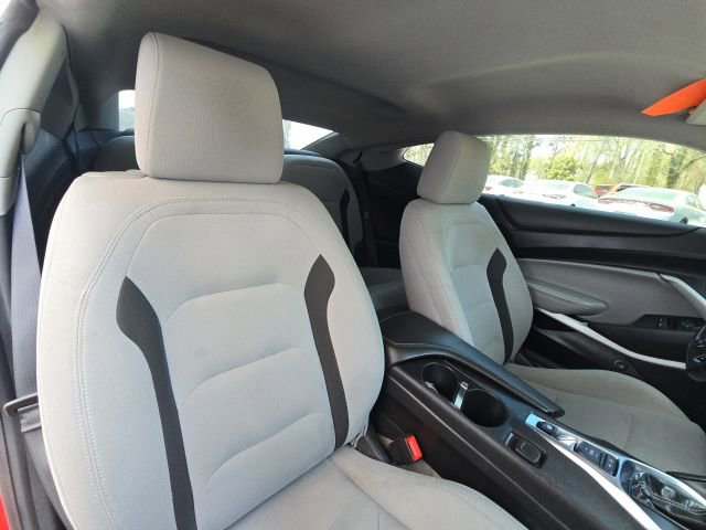 Used 2022 Chevrolet Camaro LT image 12