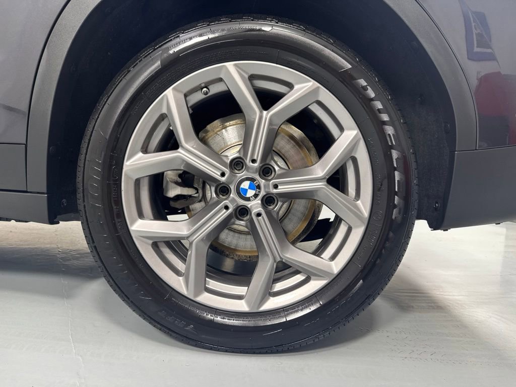 Certified 2024 BMW X3 xDrive30i w/ Premium Package w/ZPA AWD/4WD image 9