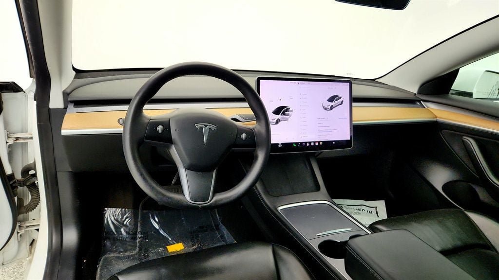 Used 2021 Tesla Model 3 Standard Range Plus RWD image 11