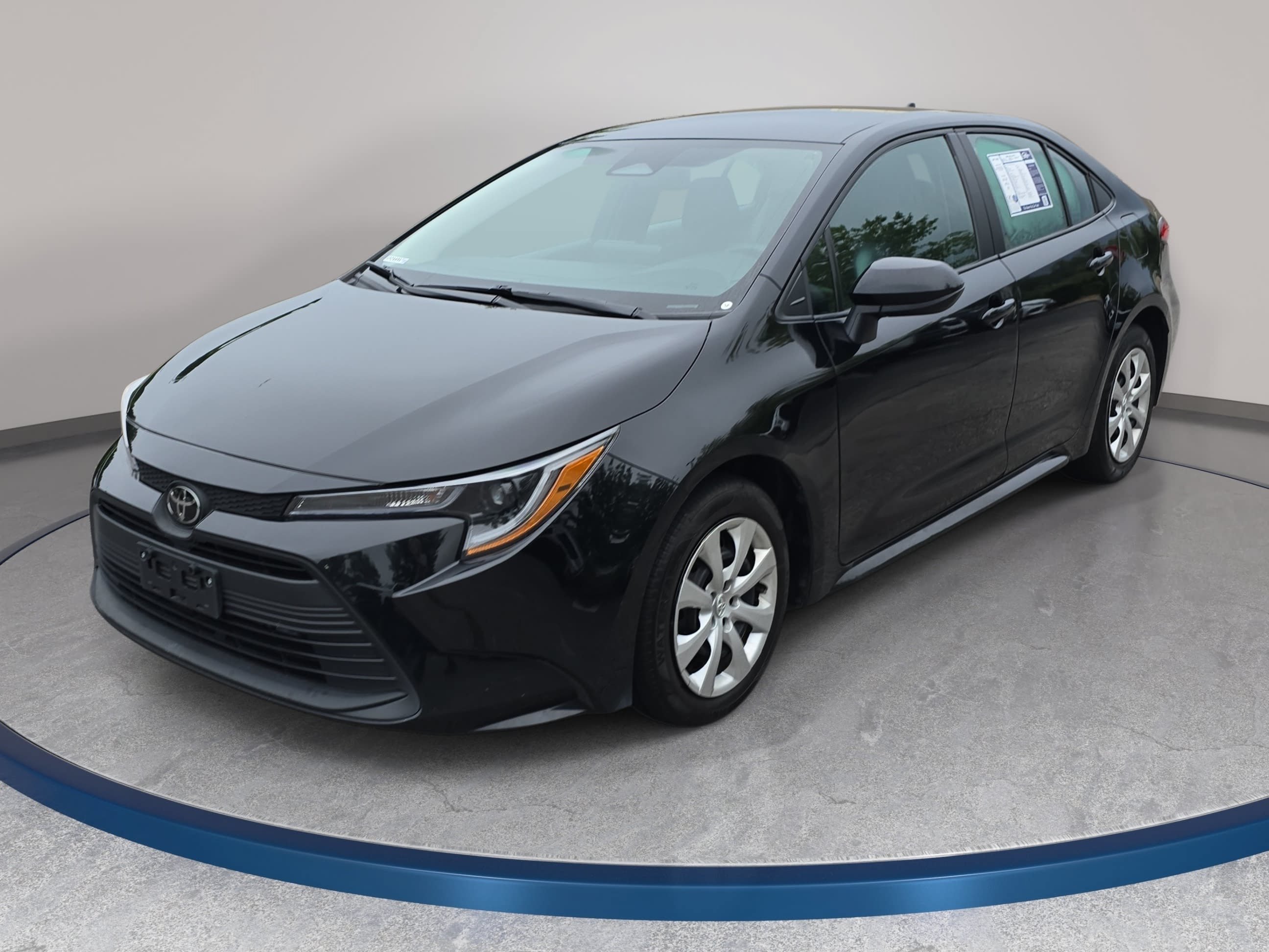 Used 2025 Toyota Corolla LE FWD video 1