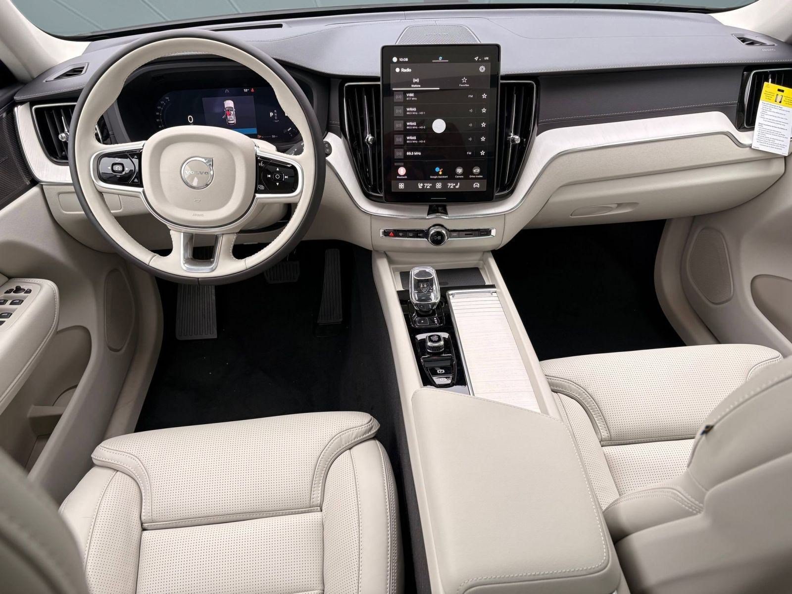 New 2026 Volvo XC60 B5 Ultra w/ Climate Package AWD/4WD image 16
