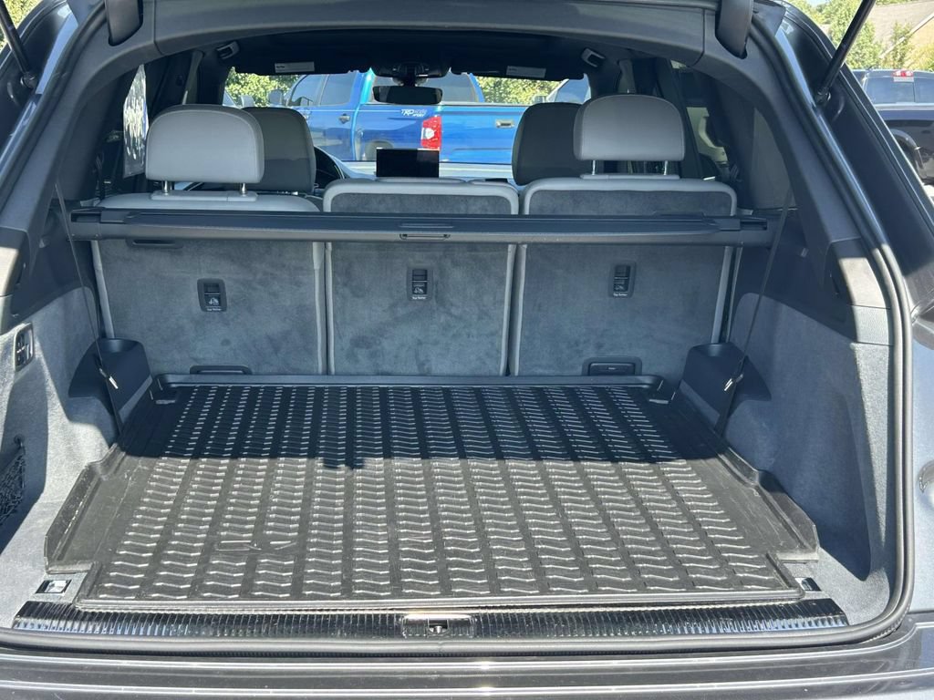 Used 2018 Audi Q7 3.0T Prestige AWD/4WD image 13