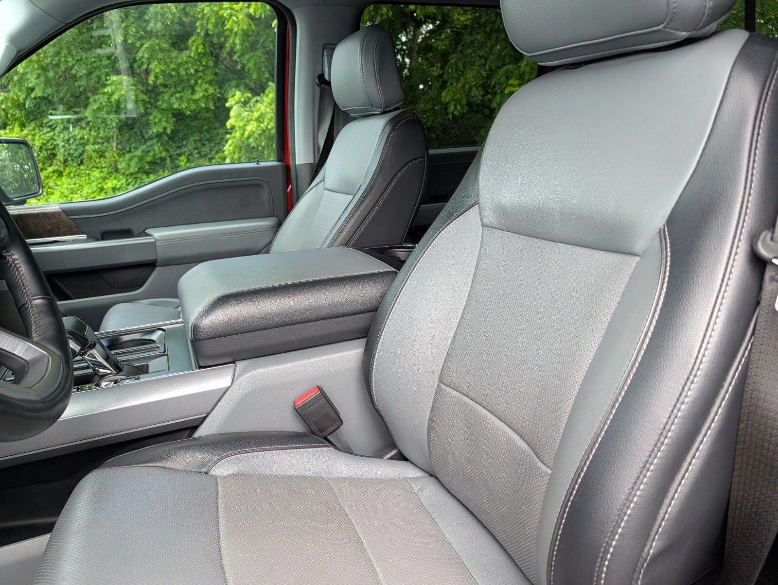 Used 2023 Ford F150 Lariat AWD/4WD image 21