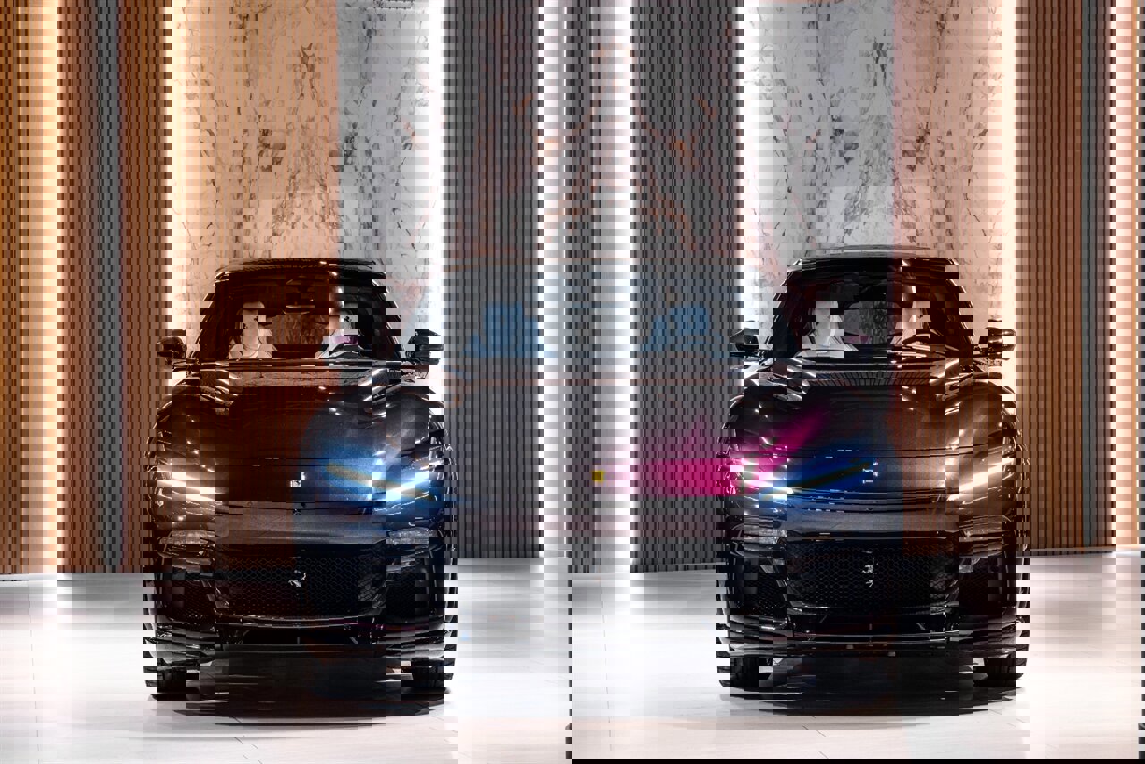 Used 2024 Ferrari Purosangue image 2