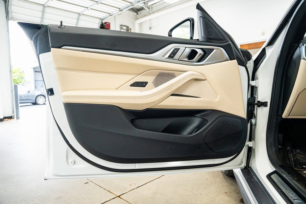 Used 2022 BMW i4 eDrive40 image 30