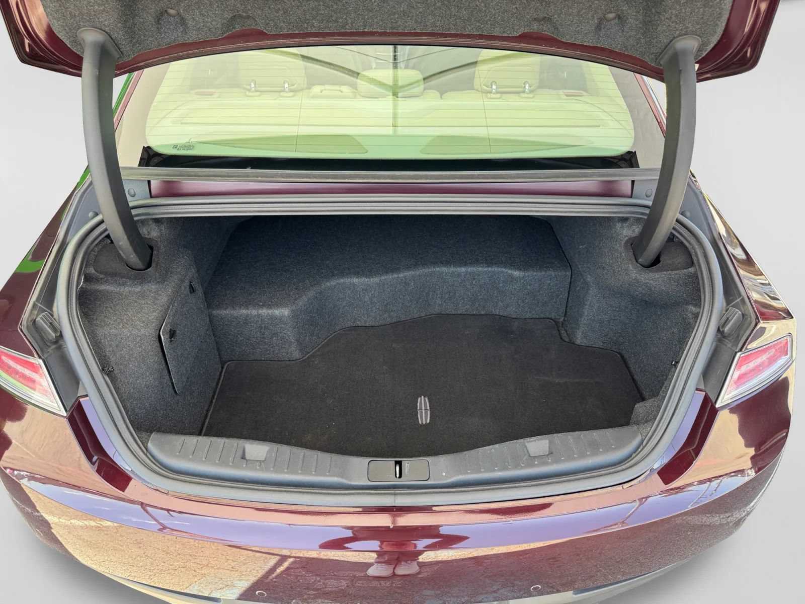 Used 2013 Lincoln MKZ Hybrid FWD image 18
